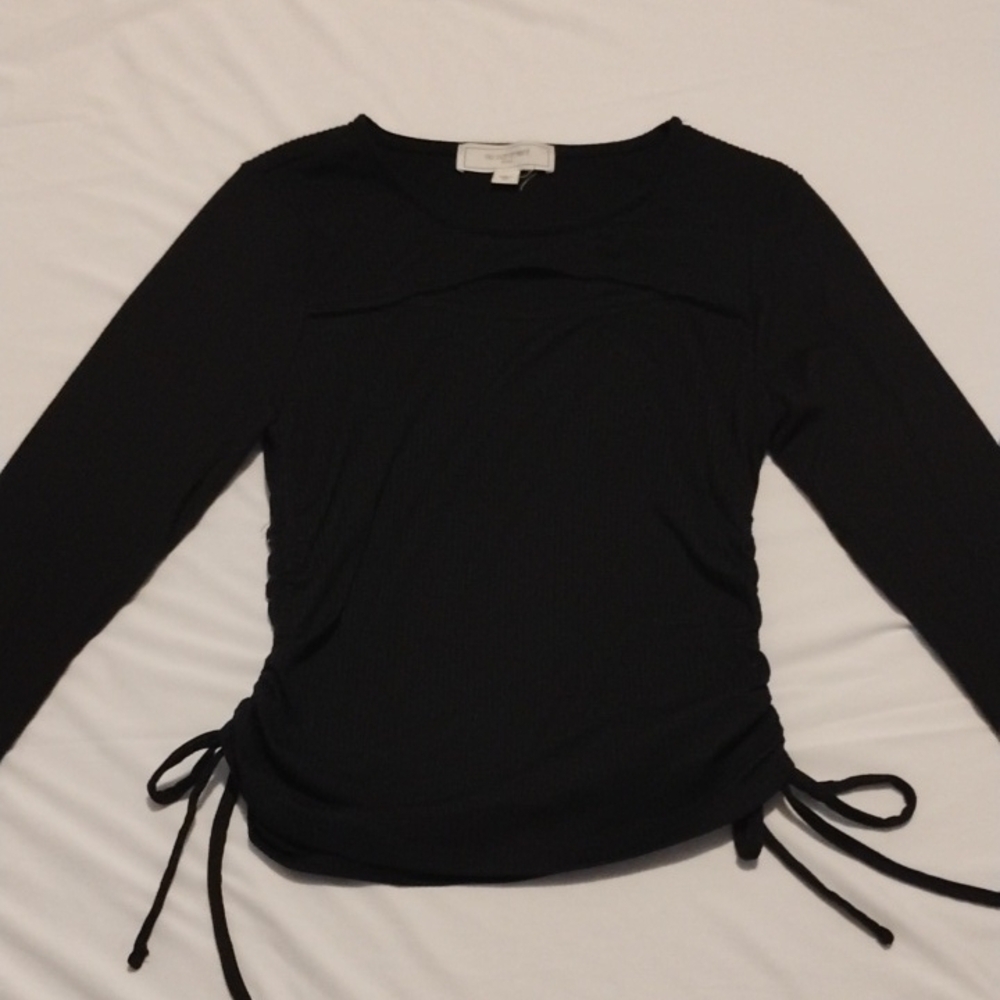 NWOT No Comment NY-LA Long Sleeve
